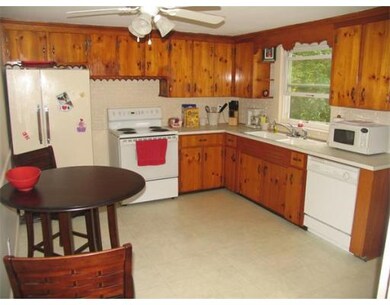 20 Florence St unit 2, Milford, MA 01757 - photo 5