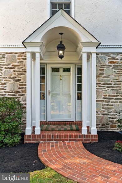 27 Eastwoods Cir, Doylestown, PA 18901 - photo 5