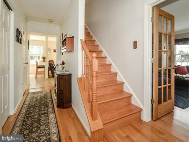 113 Lesha Dr, Morrisville, PA 19067 - photo 3