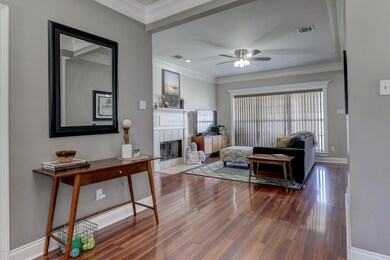 509 Pear Tree-12