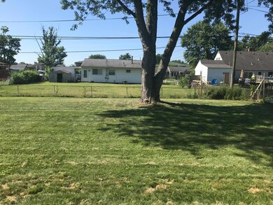 4233 Seigman Ave, Columbus, OH 43213 - photo 2