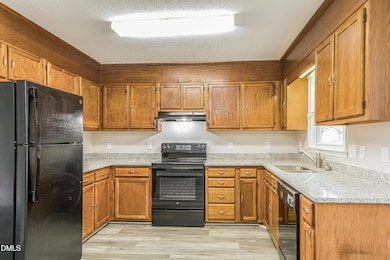 617 Bartlett Rd, Fuquay Varina, NC 27526 - photo 5