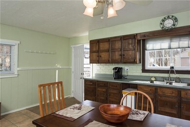 Kitchen to Entry