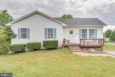 24 Putnam Dr, Inwood, WV 25428 - photo 3