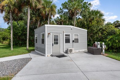 452 Oak Cove Rd, Titusville, FL 32780 - photo 4