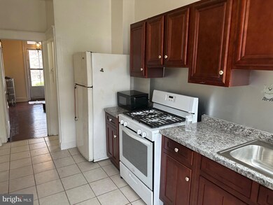 9 N Wickham Rd, Baltimore, MD 21229 - photo 4