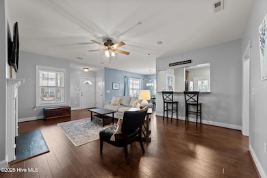 1921 Covengton Way unit 101, Greenville, NC 27858 - photo 6