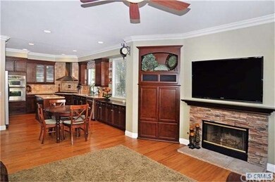 Gorgeous Wide Plank Hardwood Floors on Main Floor*