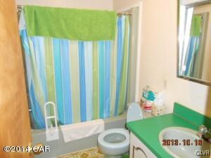 22 Tamaqua St, Tamaqua, PA 18252 - photo 4