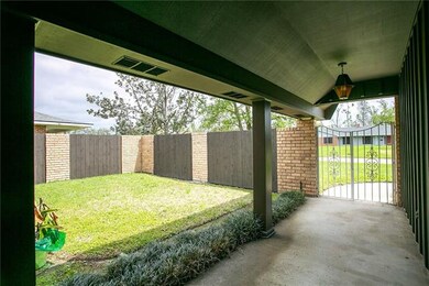 Private Courtyard