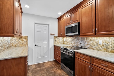 1948 Magnolia Cir unit 48A, Tavares, FL 32778 - photo 7