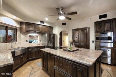 Night-Kitchen(1)