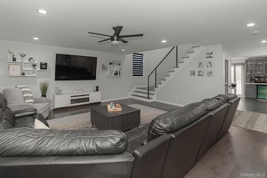 7 Jackson St, Nesconset, NY 11767 - photo 6