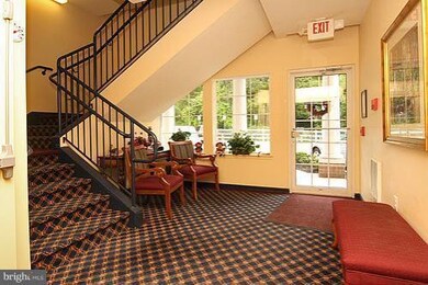 1595 Homeland Dr unit 3D, Sykesville, MD 21784 - photo 2