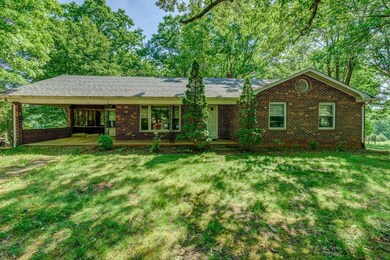 002-313780-444 Eagle Lane 02_7765868