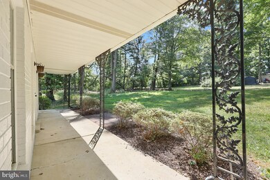 10506 Scaggsville Rd, Laurel, MD 20723 - photo 3