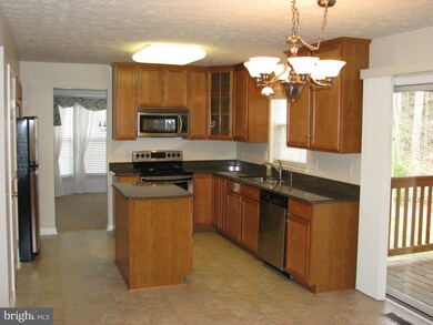 1819 Harewood Ln, Crofton, MD 21114 - photo 3