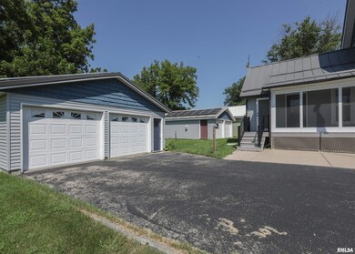 335 S Stewart St, Geneseo, IL 61254 - photo 5