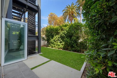 621 N Kings Rd unit 1, West Hollywood, CA 90048 - photo 7