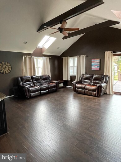 106 Harmil Rd, Broomall, PA 19008 - photo 4