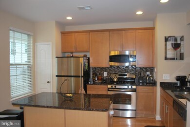 4403 Potomac Highlands Cir unit 119, Triangle, VA 22172 - photo 5