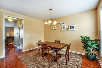Dining Rom w/Hardwood Floors