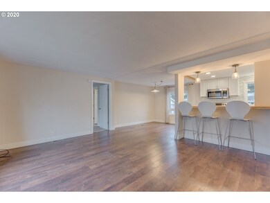 11623 Warbler Ln NE, Aurora, OR 97002 - photo 7