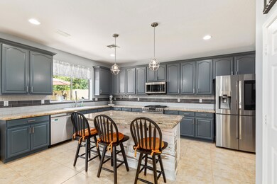 011_Kitchen