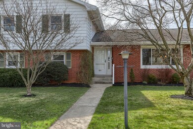 984 E Walnut St, Palmyra, PA 17078 - photo 5