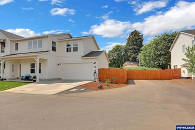 580 S 10th St, Monroe, OR 97456 - photo 2