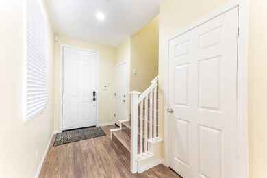 14334 Senda de Anika, Sylmar, CA 91342 - photo 4