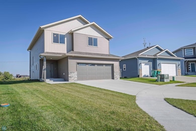 94 6th St E Horace ND 46.jpg