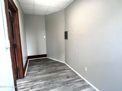 102 Delaware Ave, Olyphant, PA 18447 - photo 4