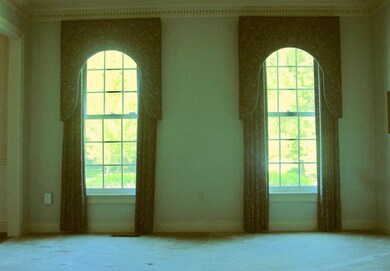 330 W Broadway St, Frankfort, KY 40601 - photo 7