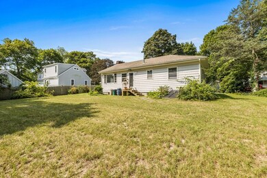 201 Captain Peirce Rd, Scituate, MA 02066 - photo 7
