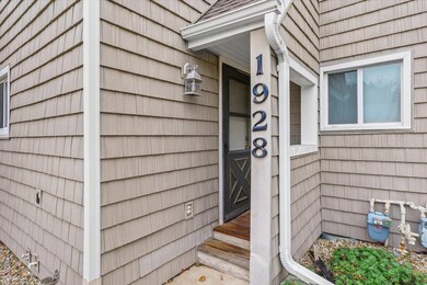 1928 Blackthorn Dr unit 1, Champaign, IL 61821 - photo 4