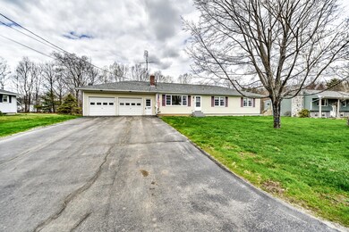 12 Fuller Dr Winslow-large-002-002-10796