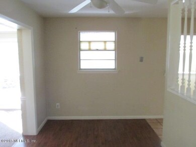 4008 Peter Rabbit Dr, Jacksonville, FL 32210 - photo 4