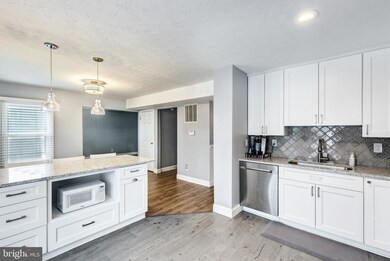 9413 Seven Courts Dr, Nottingham, MD 21236 - photo 6