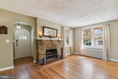 712 Winans Way, Baltimore, MD 21229 - photo 3