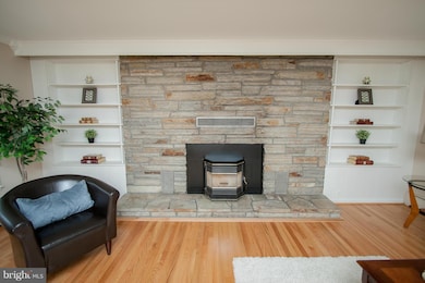 13608 Devonfield Dr, Baldwin, MD 21013 - photo 5