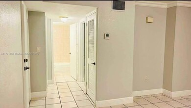 15410 SW 82nd Ln unit 811, Miami, FL 33193 - photo 5
