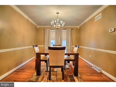 1015 Leanne St, Reading, PA 19605 - photo 6