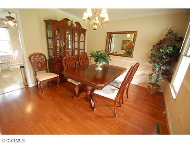 Dining Room - Crown and chair rail mouldings highl
