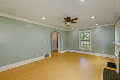 1208 W Galena Blvd, Aurora, IL 60506 - photo 5