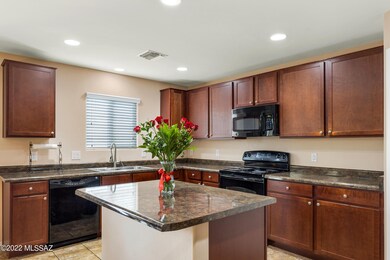 3993 E Lushfield (17)
