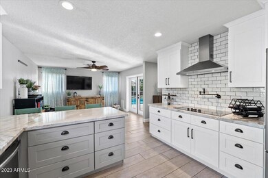 755 W Peralta Ave, Mesa, AZ 85210 - photo 4