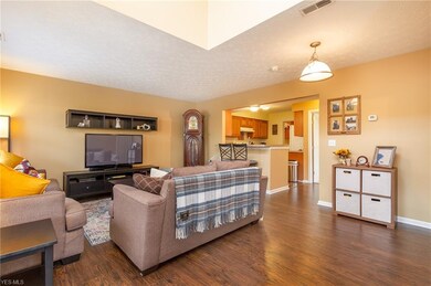 AMAZING OPEN FLOOR PLAN - UPDATED