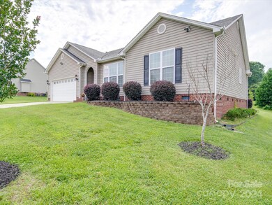 801 Summey Farm Dr, Dallas, NC 28034 - photo 2