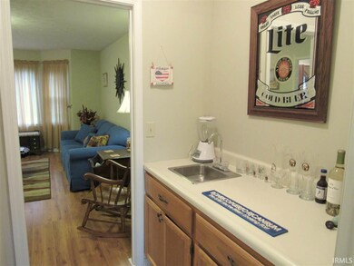 805 W Rosewood Dr, Bloomington, IN 47404 - photo 4